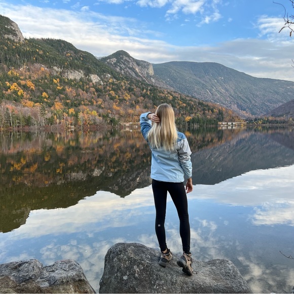 Meet your Posher, Yulia - Picture 3 of 3